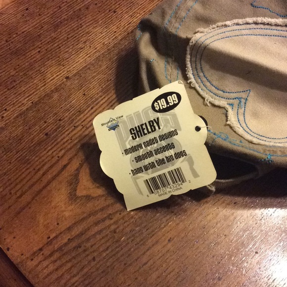 Pugs Gear Hat - Picture 3 of 3